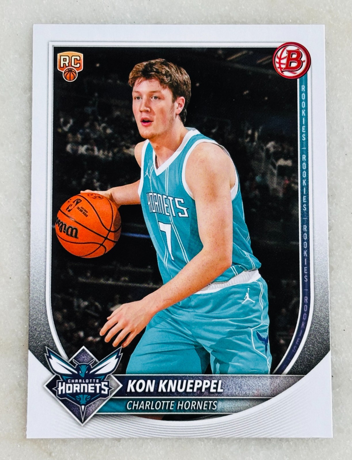 KON KNUEPPEL CHARLOTTE HORNETS RC 2025-26 BOWMAN #4 DUKE BLUE DEVILS NBA CARD