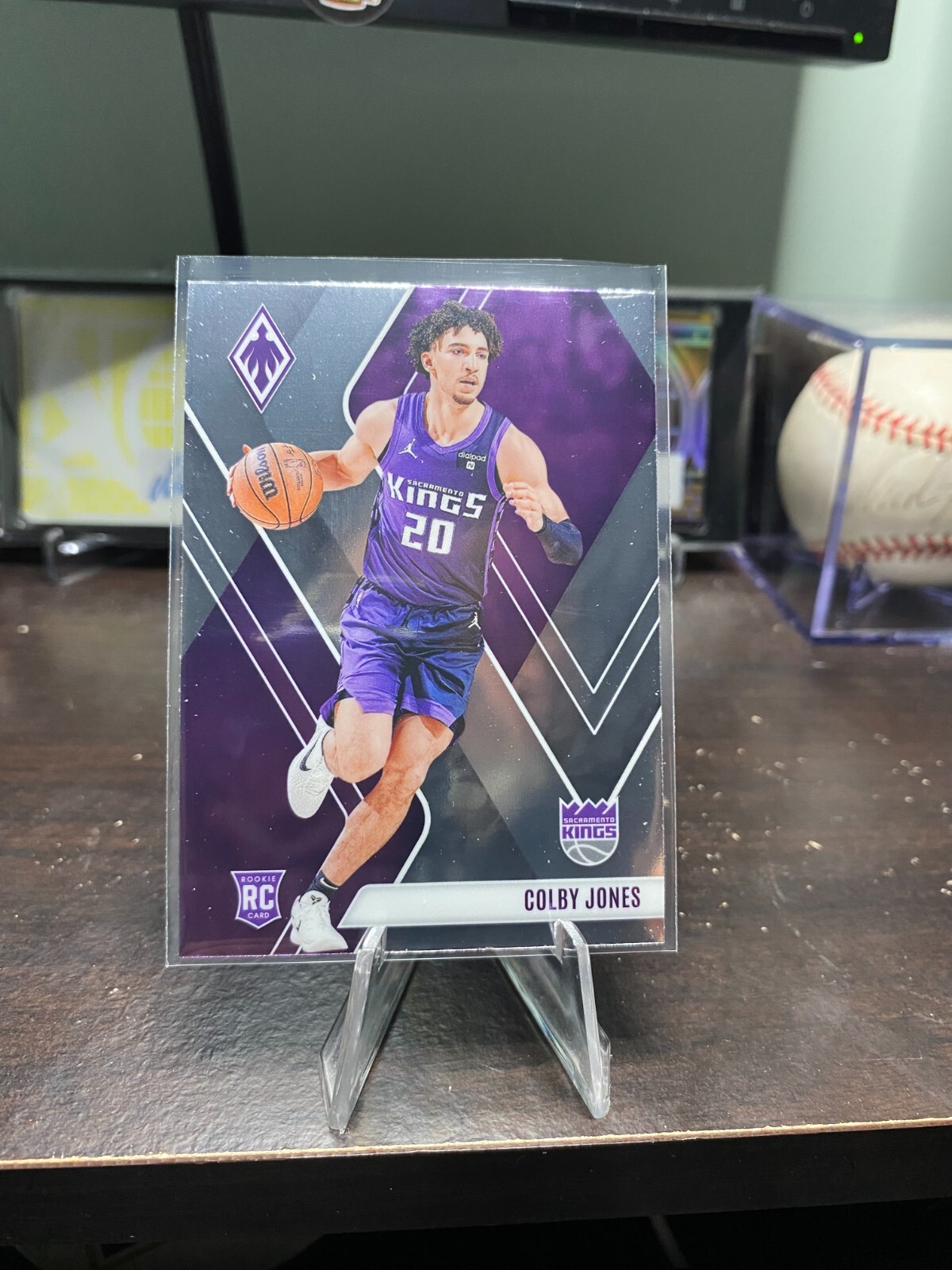 2023-24 Panini Phoenix – Rookies Colby Jones #277 (RC)
