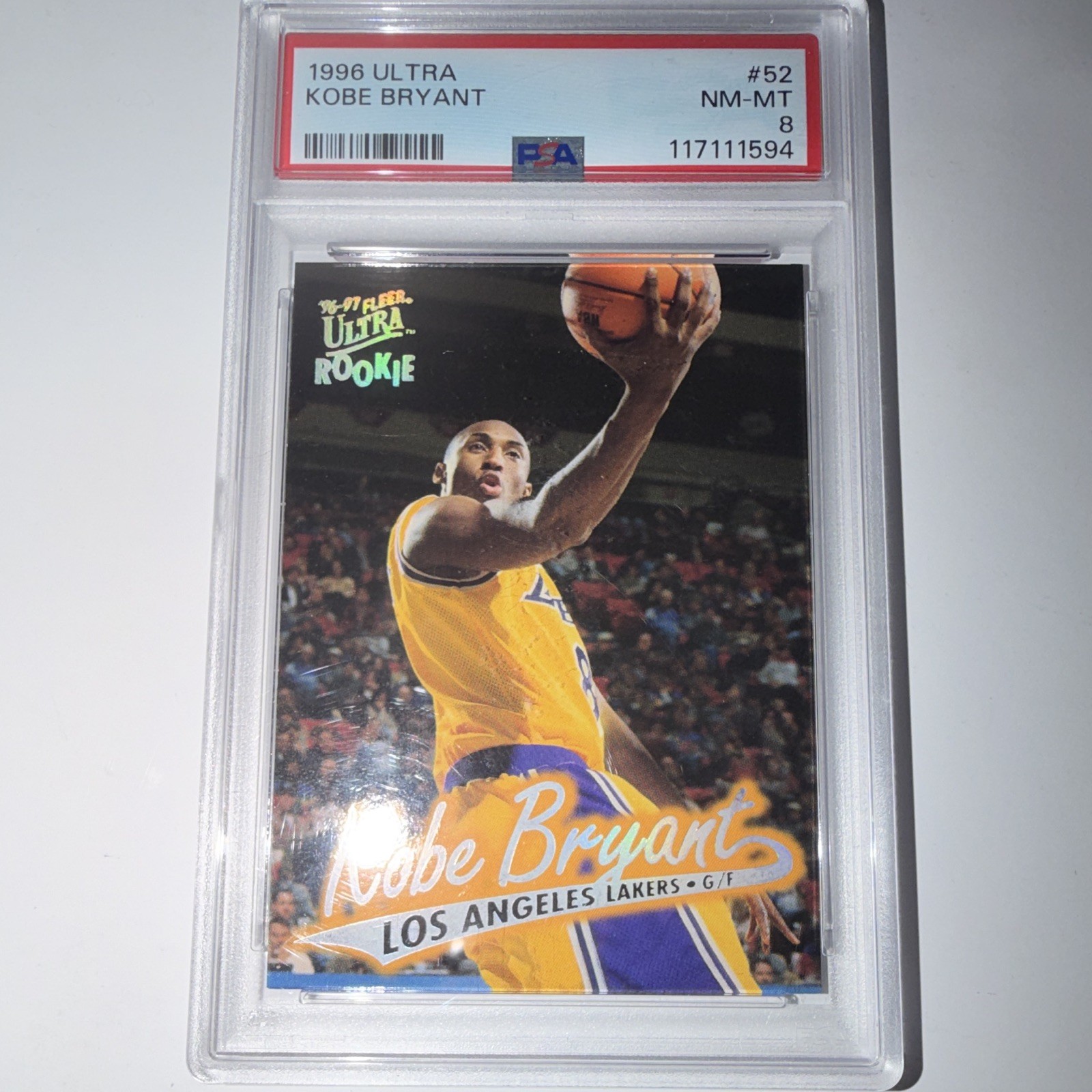 Fleer Ultra 1996-97 Kobe Bryant Lakers #52 Rookie Base Set PSA 8