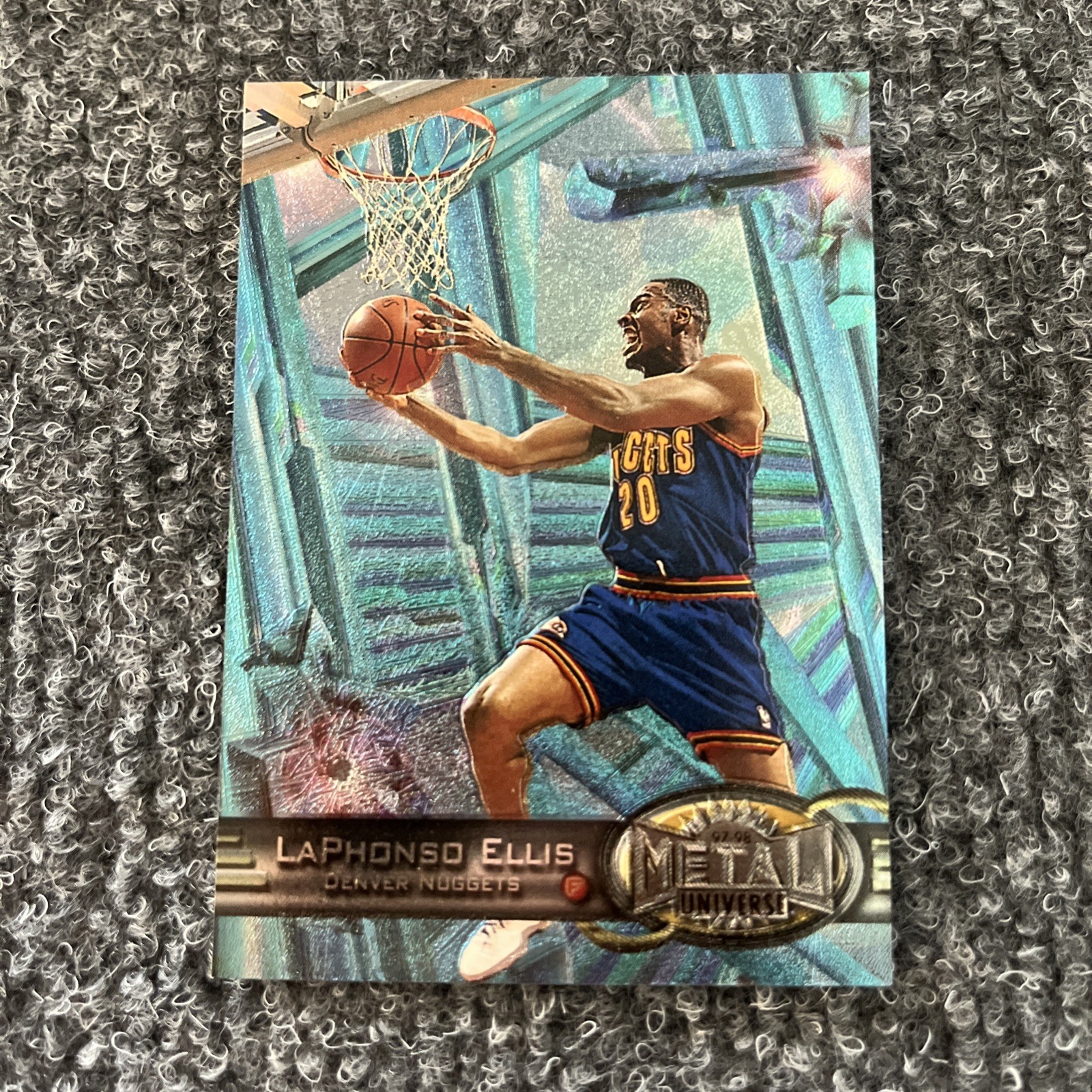 1997-98 Metal Universe LaPhonso Ellis #17