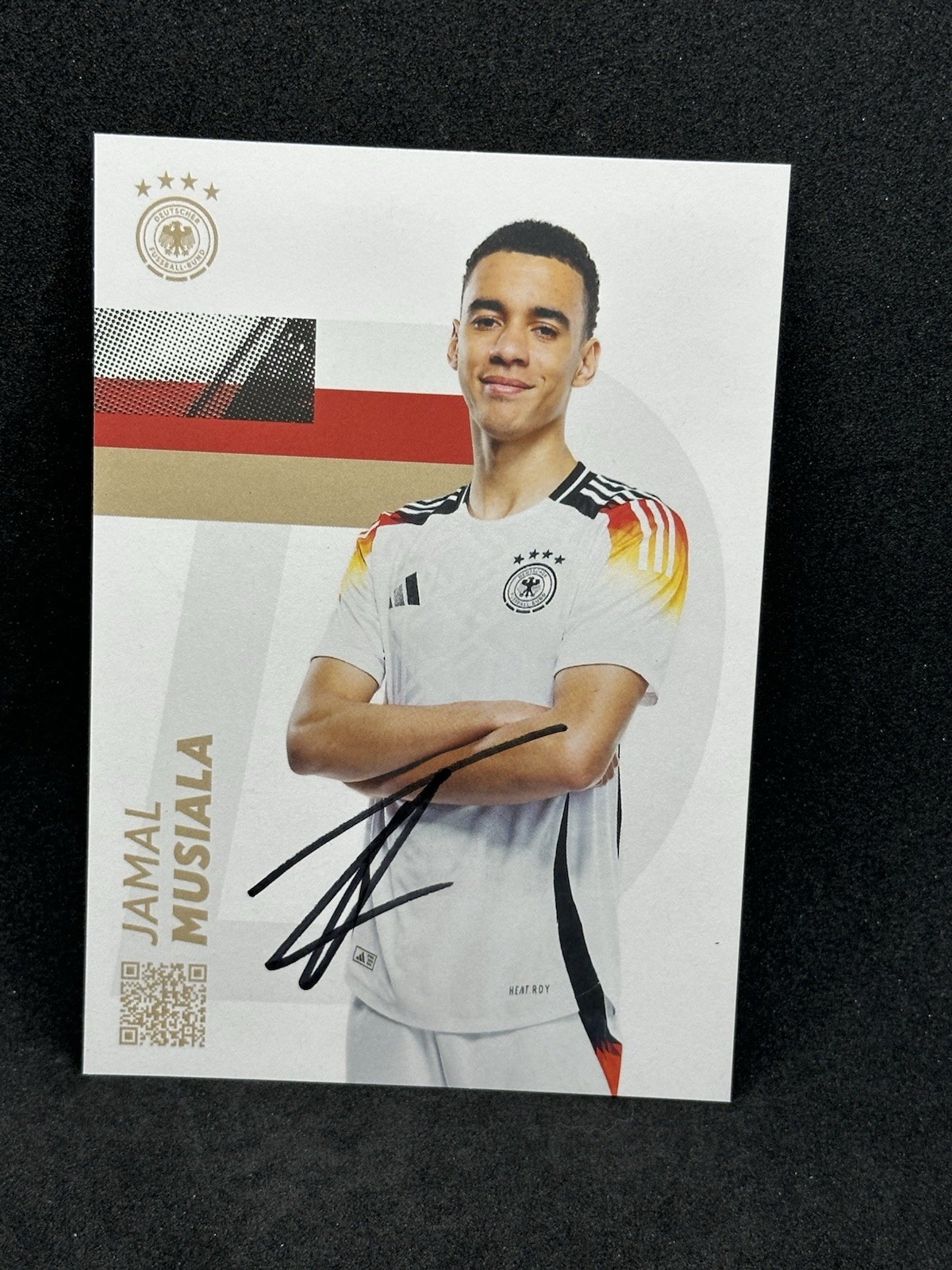 IP AUTO SIGNED 2023/2024 Jamal Musiala Signed Bayern Munich Club Card Germany