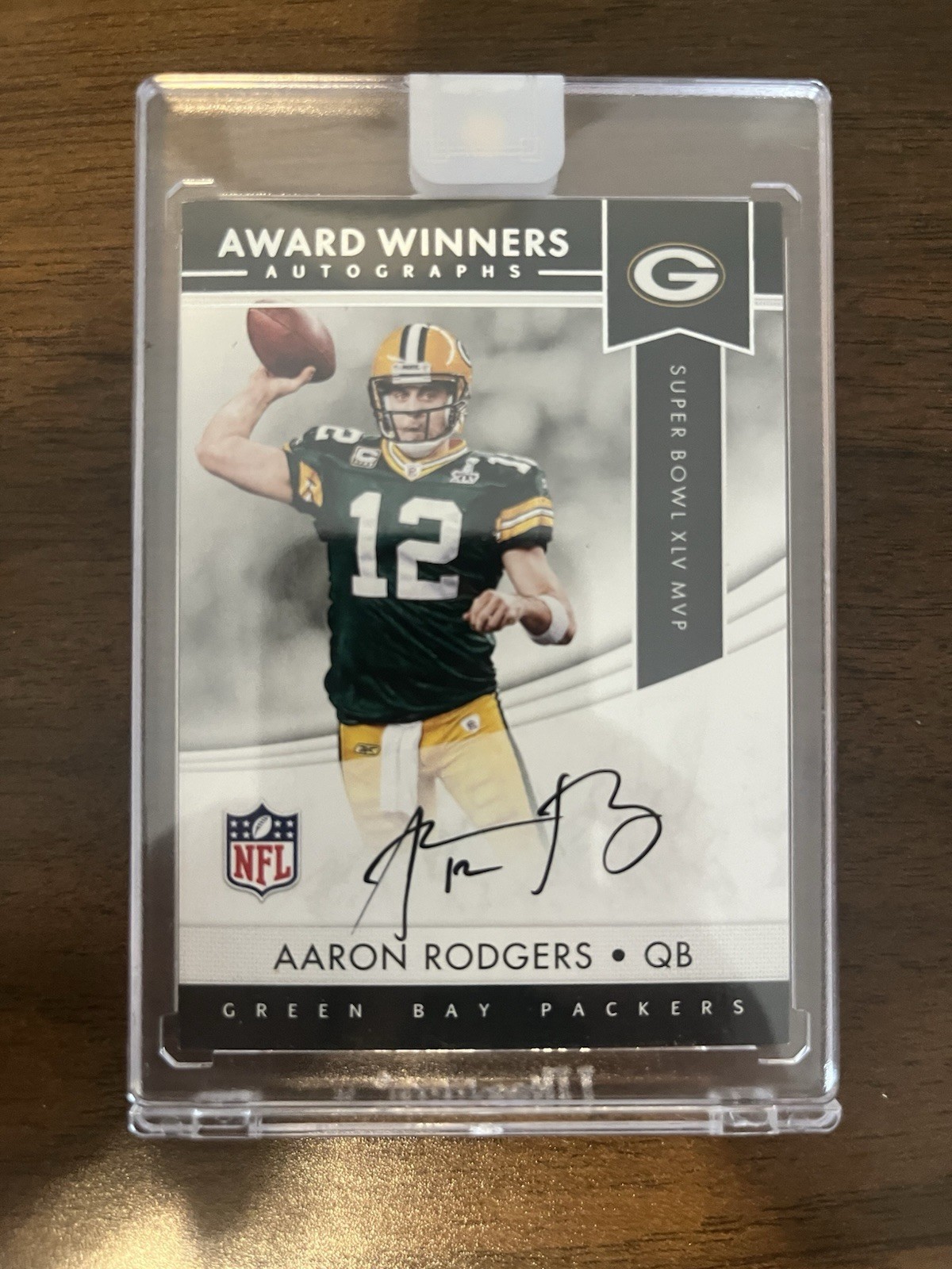 2017 Panini One Award Winners Autographs Green Bay Packers Aaron Rodgers AWA-AR