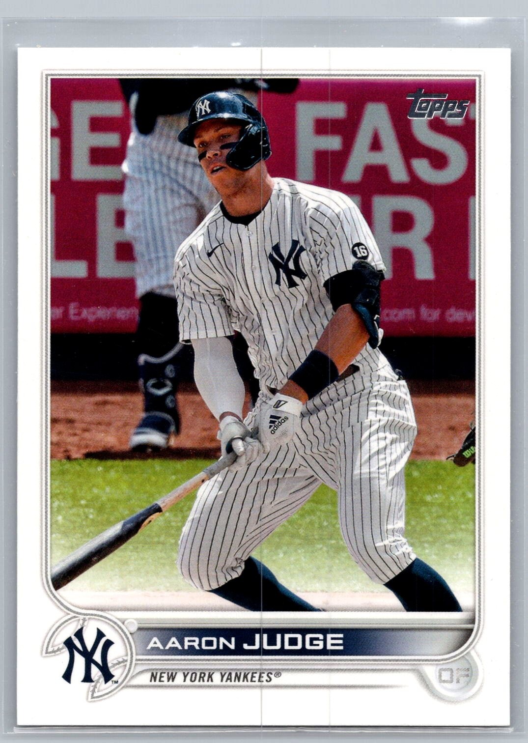 2022 Topps #99 AARON JUDGE Yankees