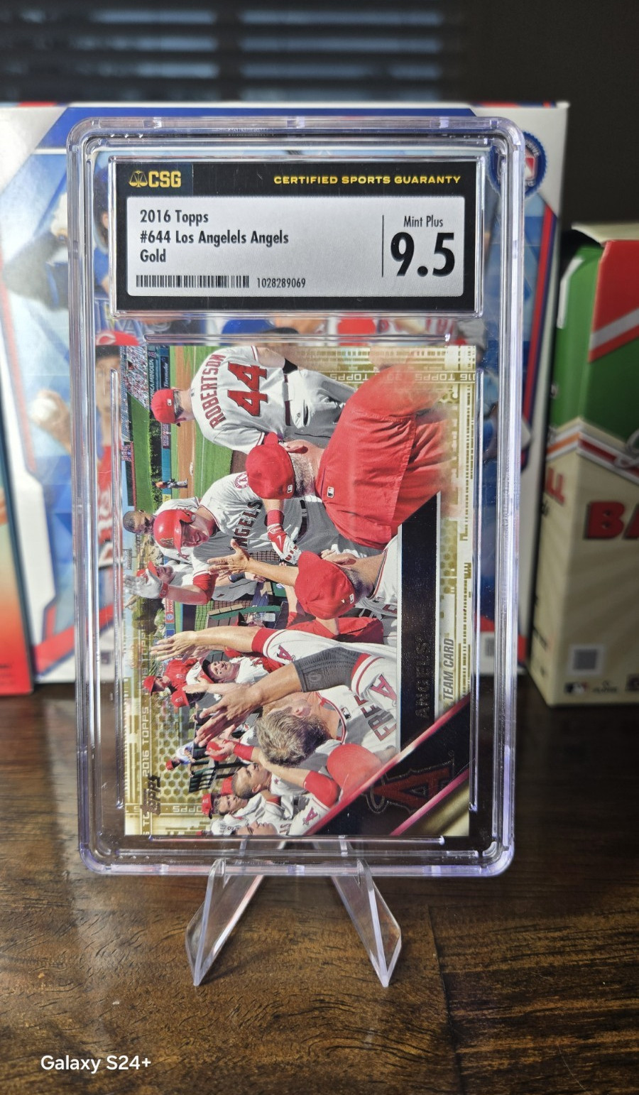 Topps 2016 Mike Trout Gold Angels Serial Numbered 0433/2016 #644 CSG 9.5