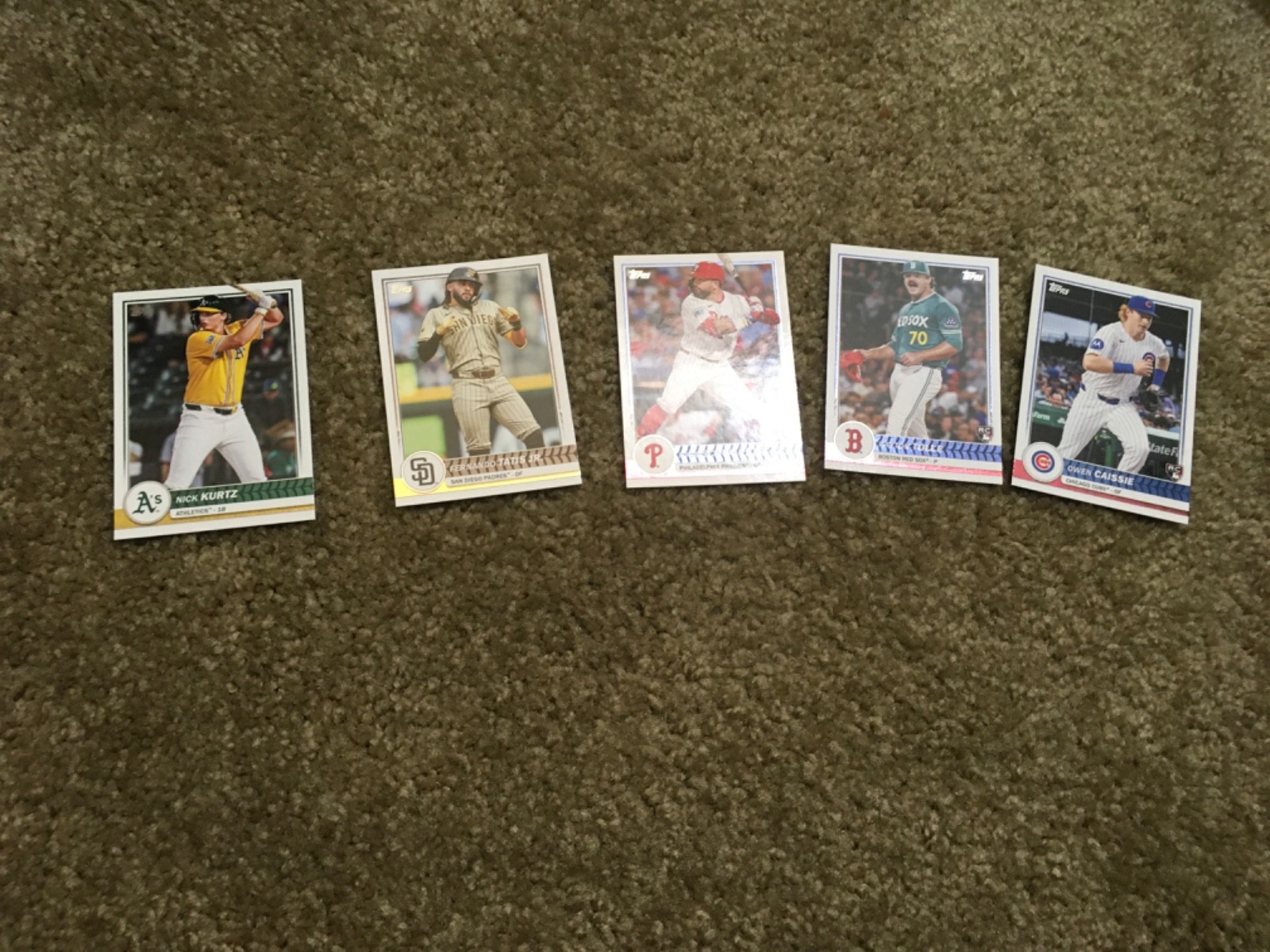 2026 Topps Costco Exclusive Flagship Base Cards complete your set. Pick a card