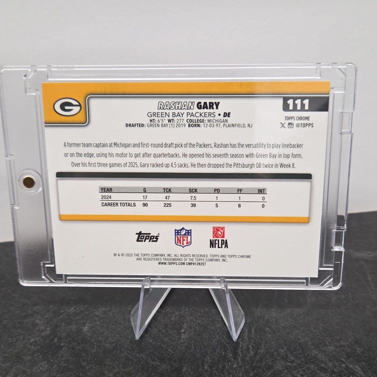 Topps Chrome 2025 Rashan Gary Green Bay Packers #111 Purple Parallel 33/75