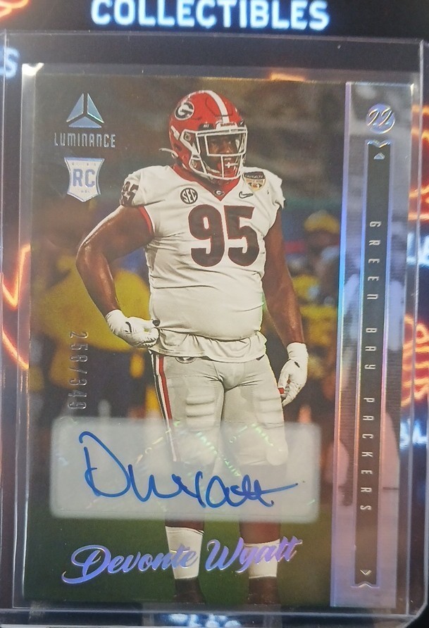 2022 Panini Luminance – Rookie Devonte Wyatt #149 Autographs /349 (AU, RC)