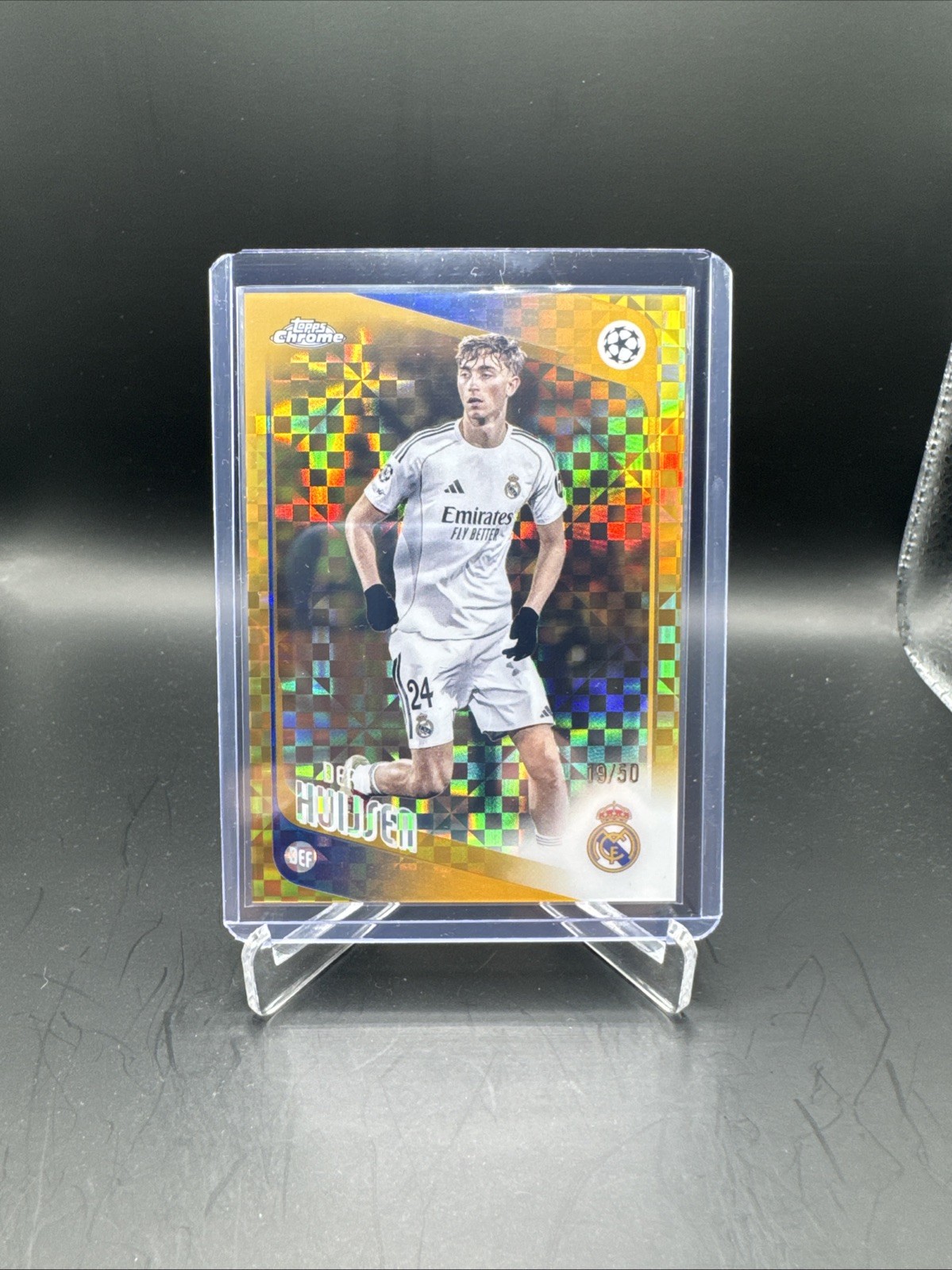 Topps 2025-26 Chrome UCC Dean Huijsen #39 Real Madrid Gold X Fractor /50