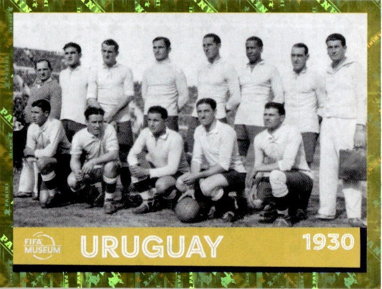 2022 Panini FIFA World Cup Quatar Sticker 1930 Uruguay Team GOLD Foil #FWC19