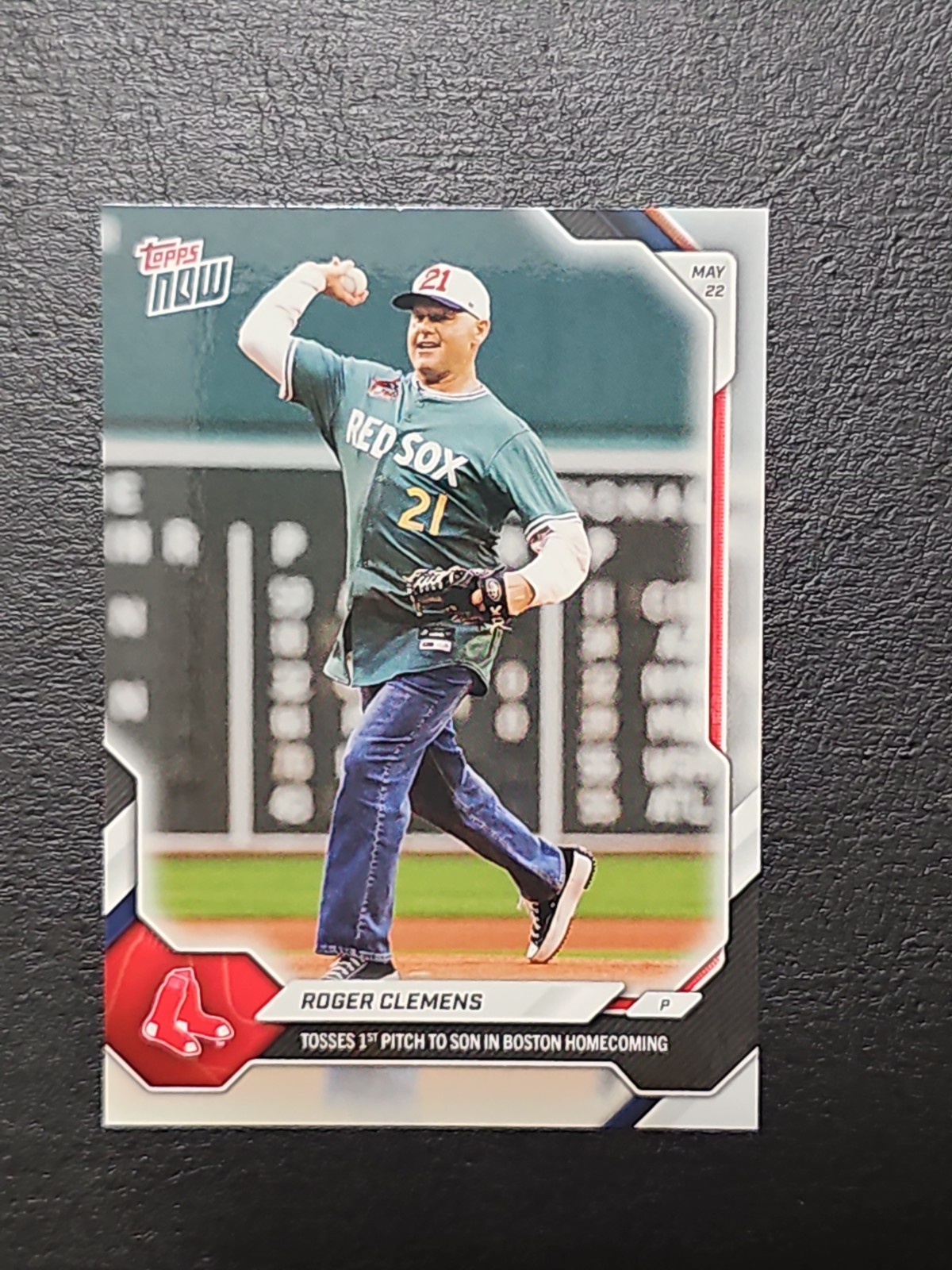 2026 TOPPS NOW #231 ROGER CLEMENS – TOSSES 1ST PITCH TO SON – Red Sox/Twins