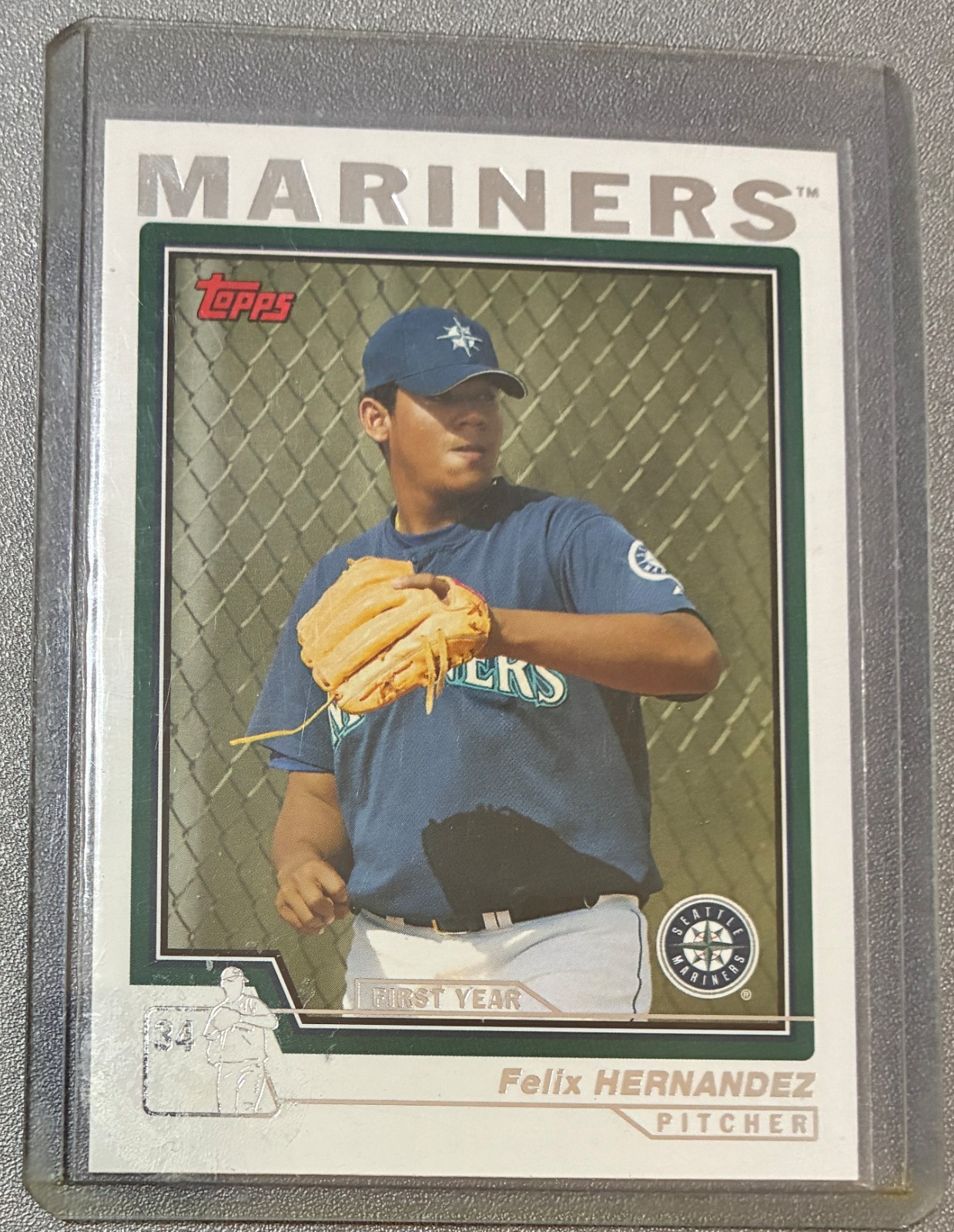 2004 Topps Traded and Rookies – Félix Hernández #T-144 (RC) Mariners