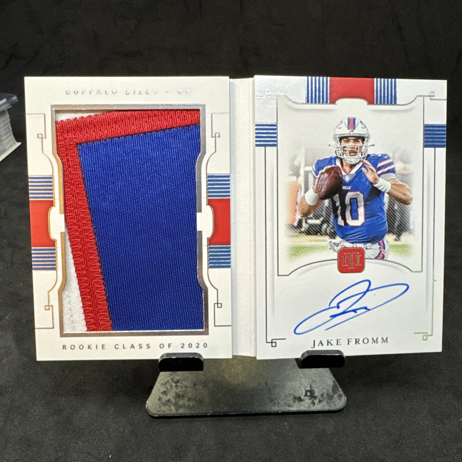2020 Panini National Treasures – Rookie Jumbo Prime Signatures Booklet Jake…