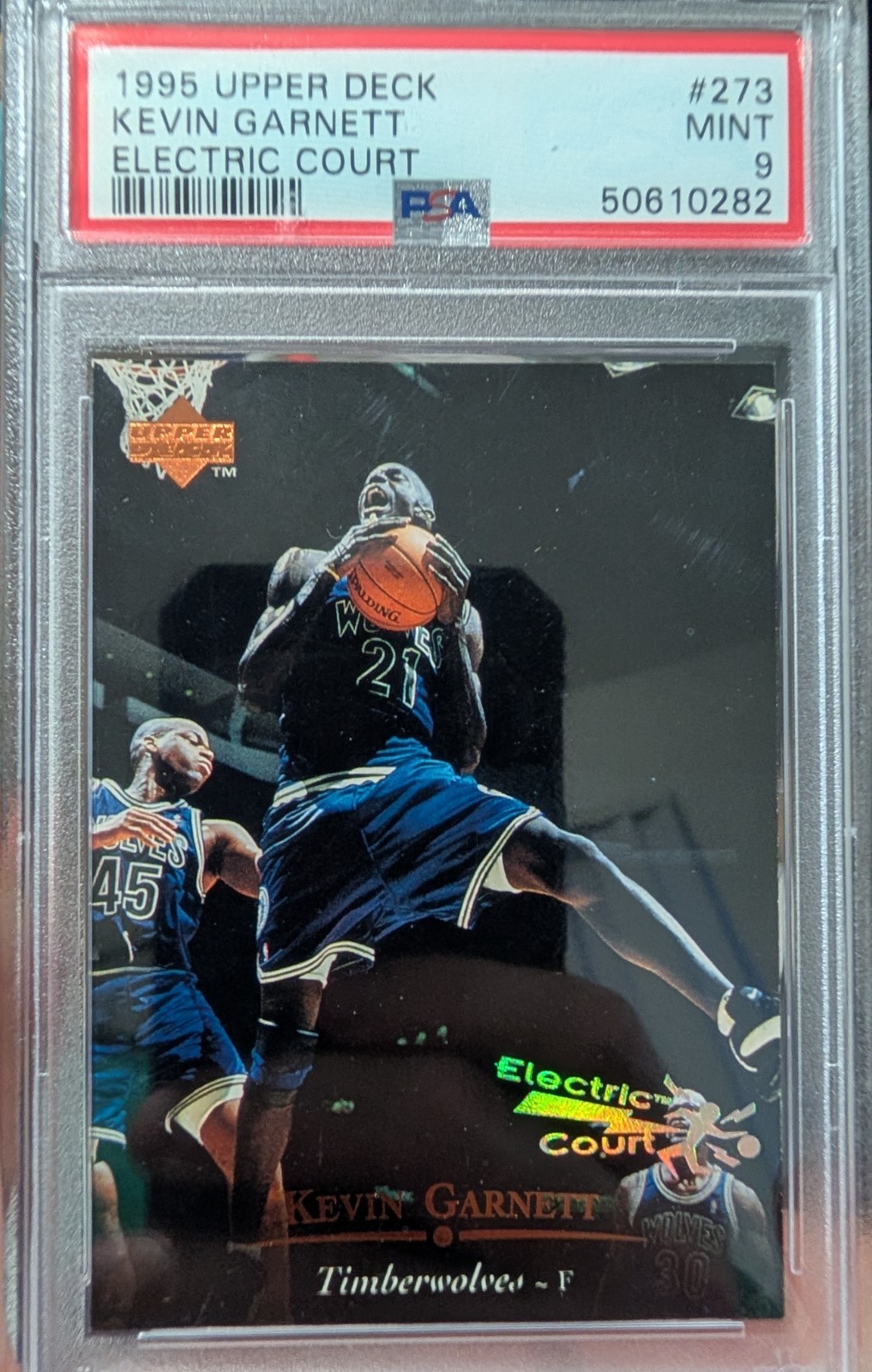 1995 Upper Deck Electric Court Rookie Kevin Garnett #273 Timberwolves PSA 9