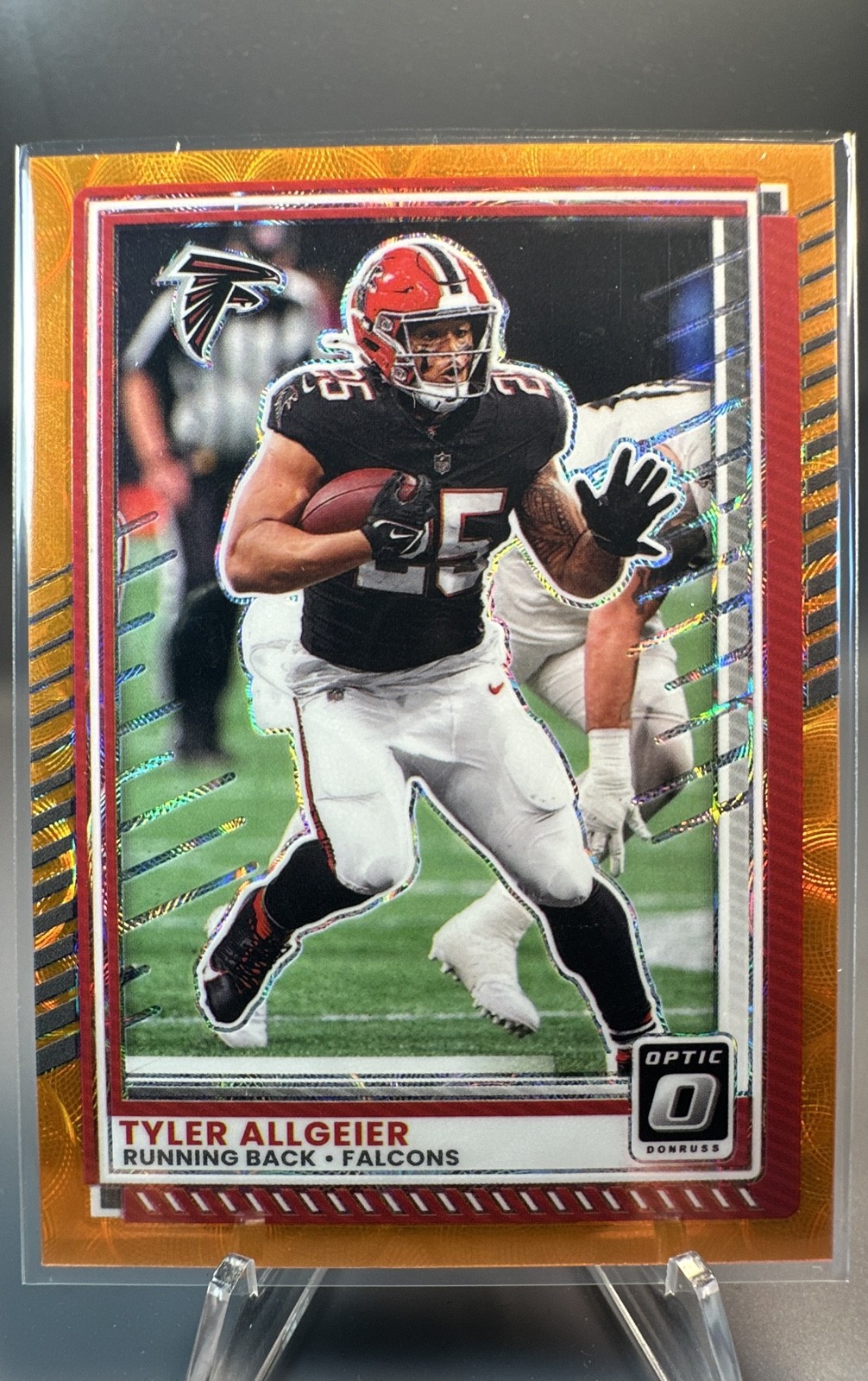 2025 Panini Donruss Optic – Tyler Allgeier #33 Orange Scope Prizm /79