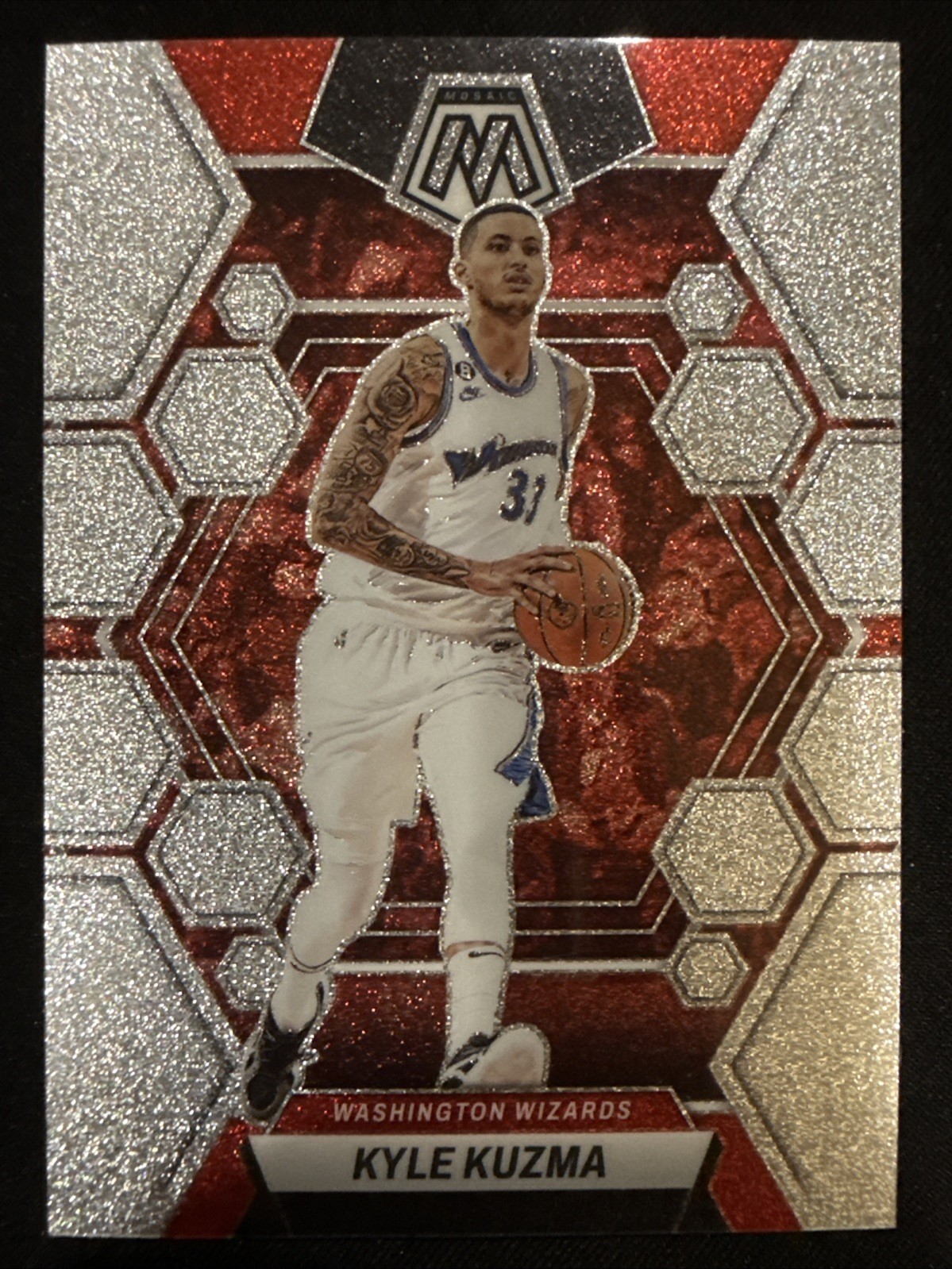 2023-24 Panini Mosaic Kyle Kuzma No. 91 Silver Glitter SSP Wizards SP