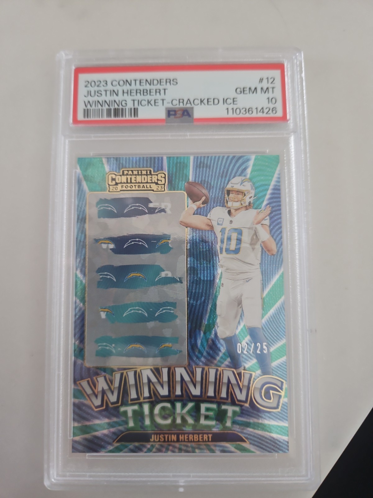 2023 Panini Contenders Winning Tic Cracked Ice Justin Herbert 2/25 Chargers #12