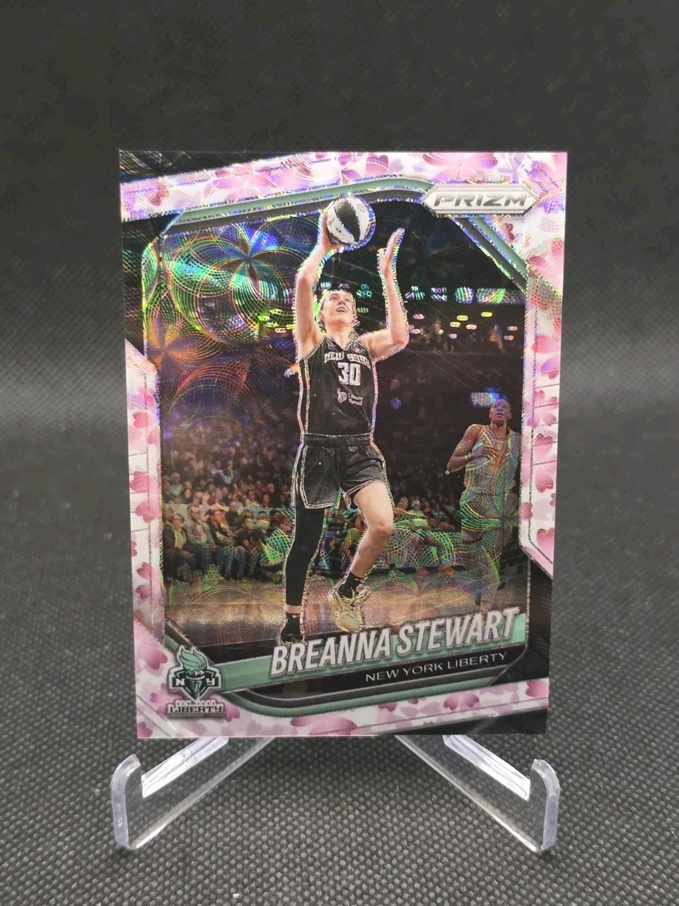 2025 Panini Prizm WNBA #26 Breanna Stewart FOTL Cherry Blossom Prizm /20