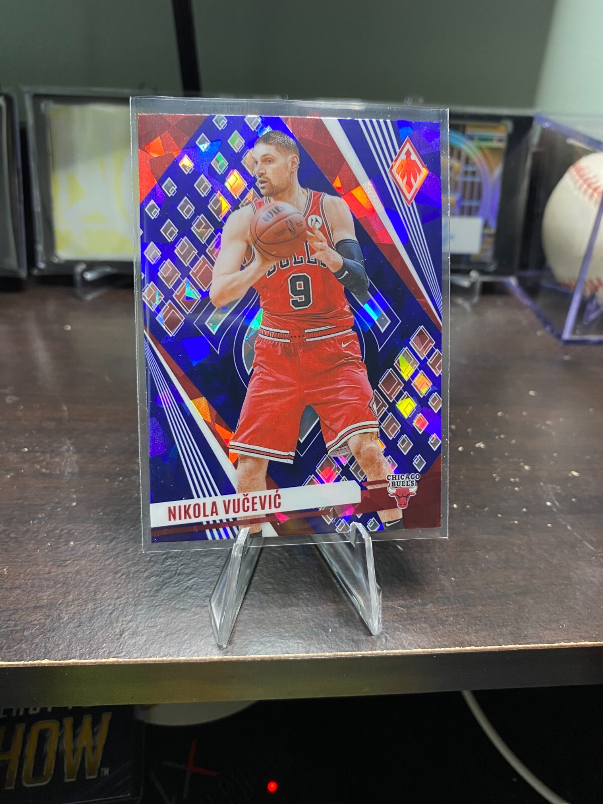 2023-24 Panini Phoenix – Nikola Vucevic #62 Blue Ice