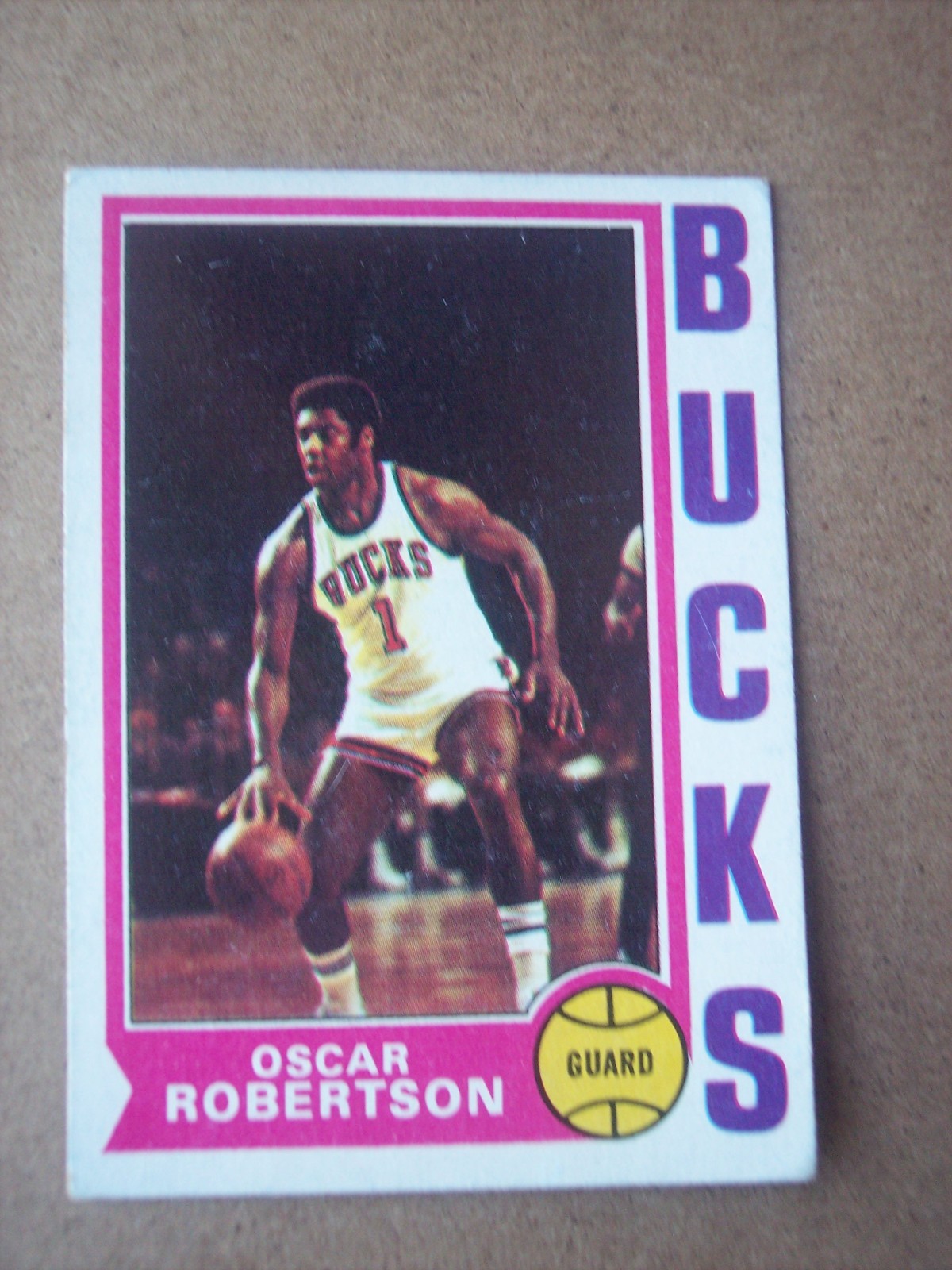 1974-75 Topps basketball Oscar Robertson card #55 VG (1)