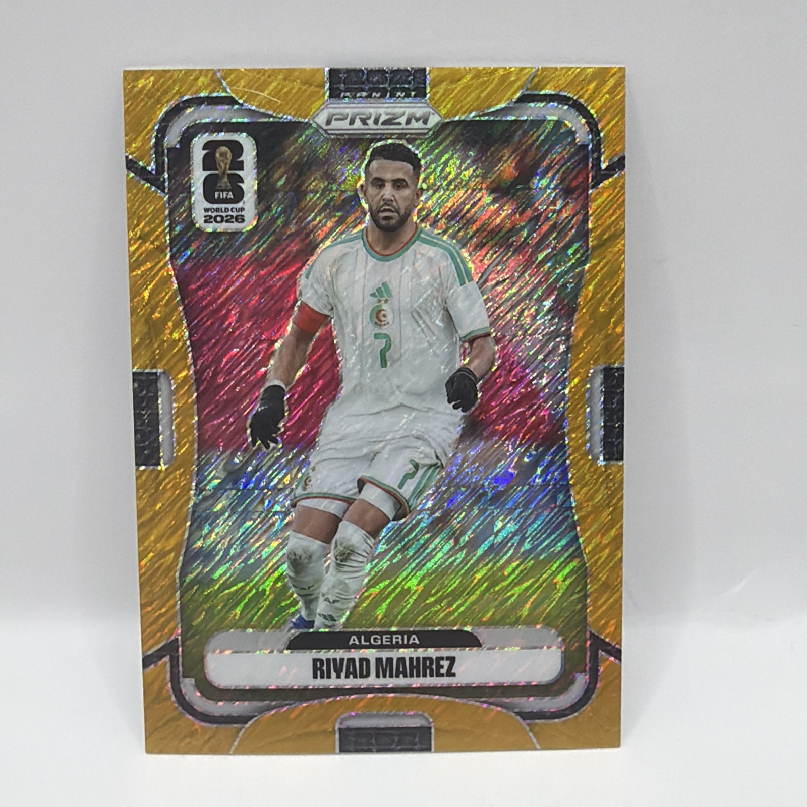#135 Riyad Mahrez Algeria Prizm FIFA World Cup 2026 Gold Shimmer /5 Algeria