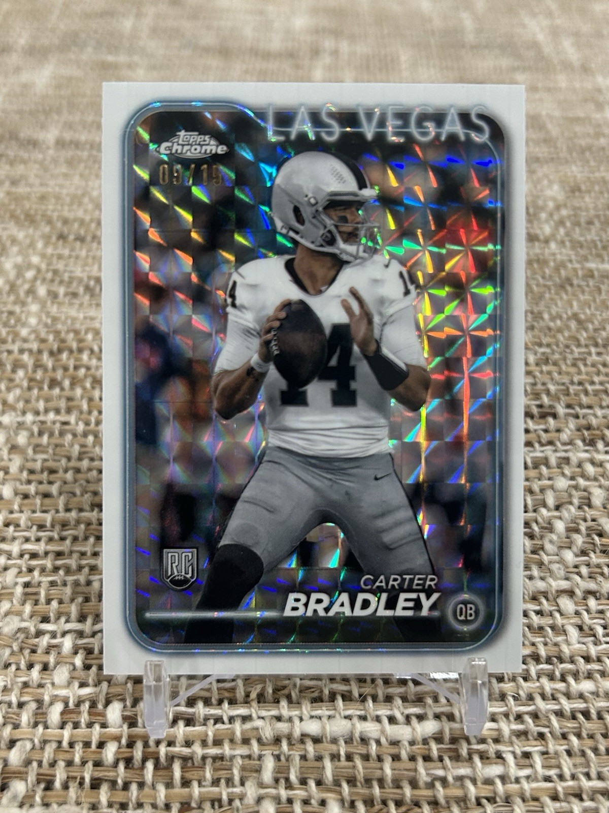 2024 Topps Chrome CARTER BRADLEY White Geometric RARE RAIDERS ROOKIE RC /15 📈