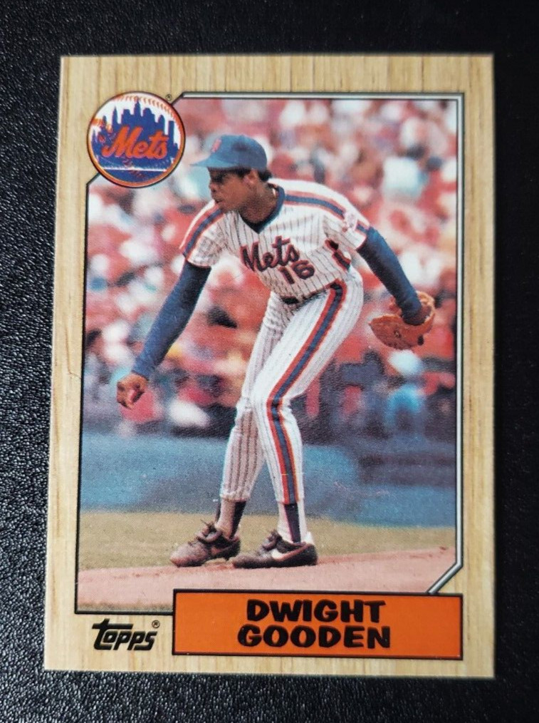 1987 Topps Baseball Dwight Gooden #130 86 87 New York Mets NEAR MINT!