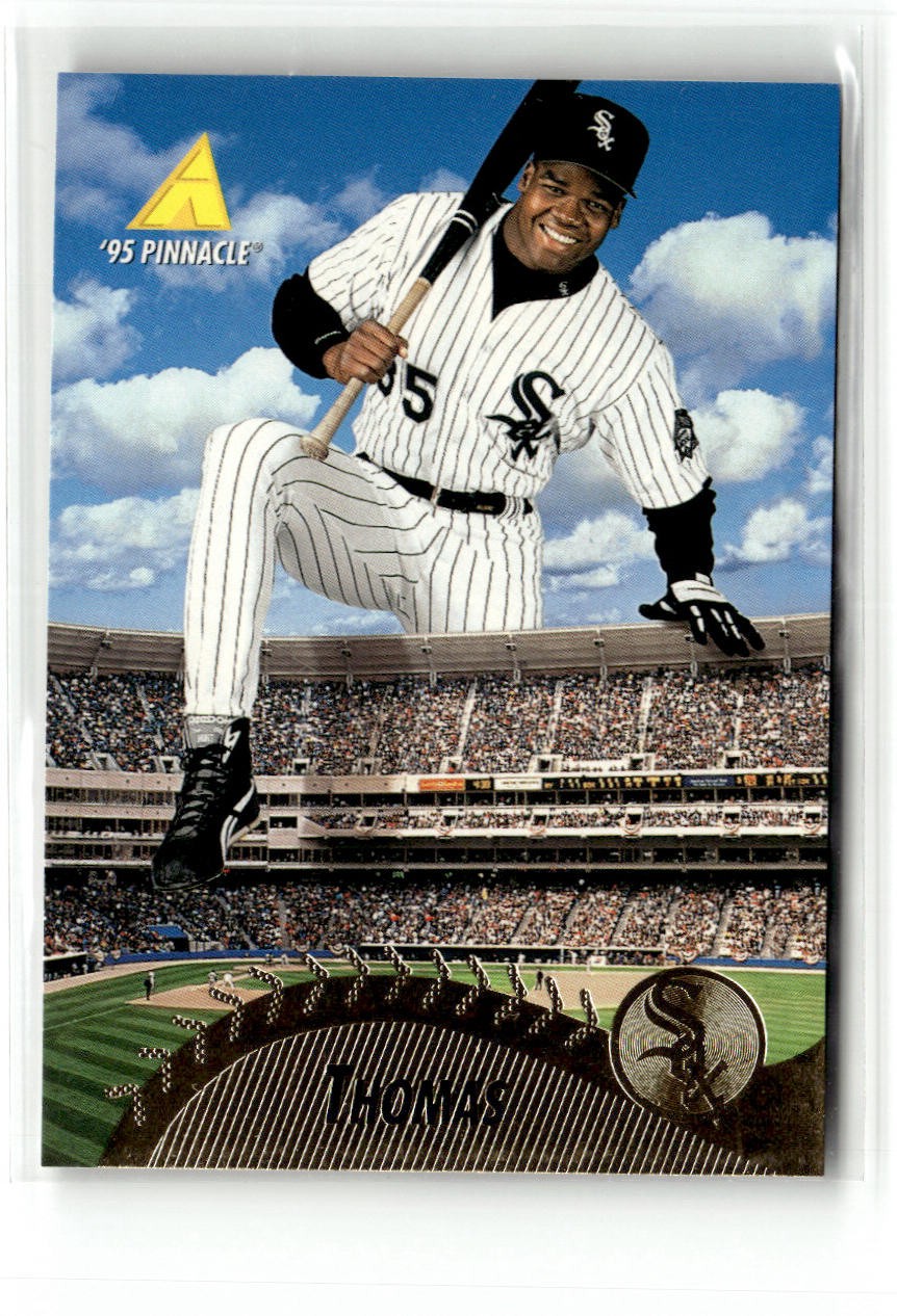 1995 Pinnacle #226 Frank Thomas Stepping Over Stadium, COOL CARD!
