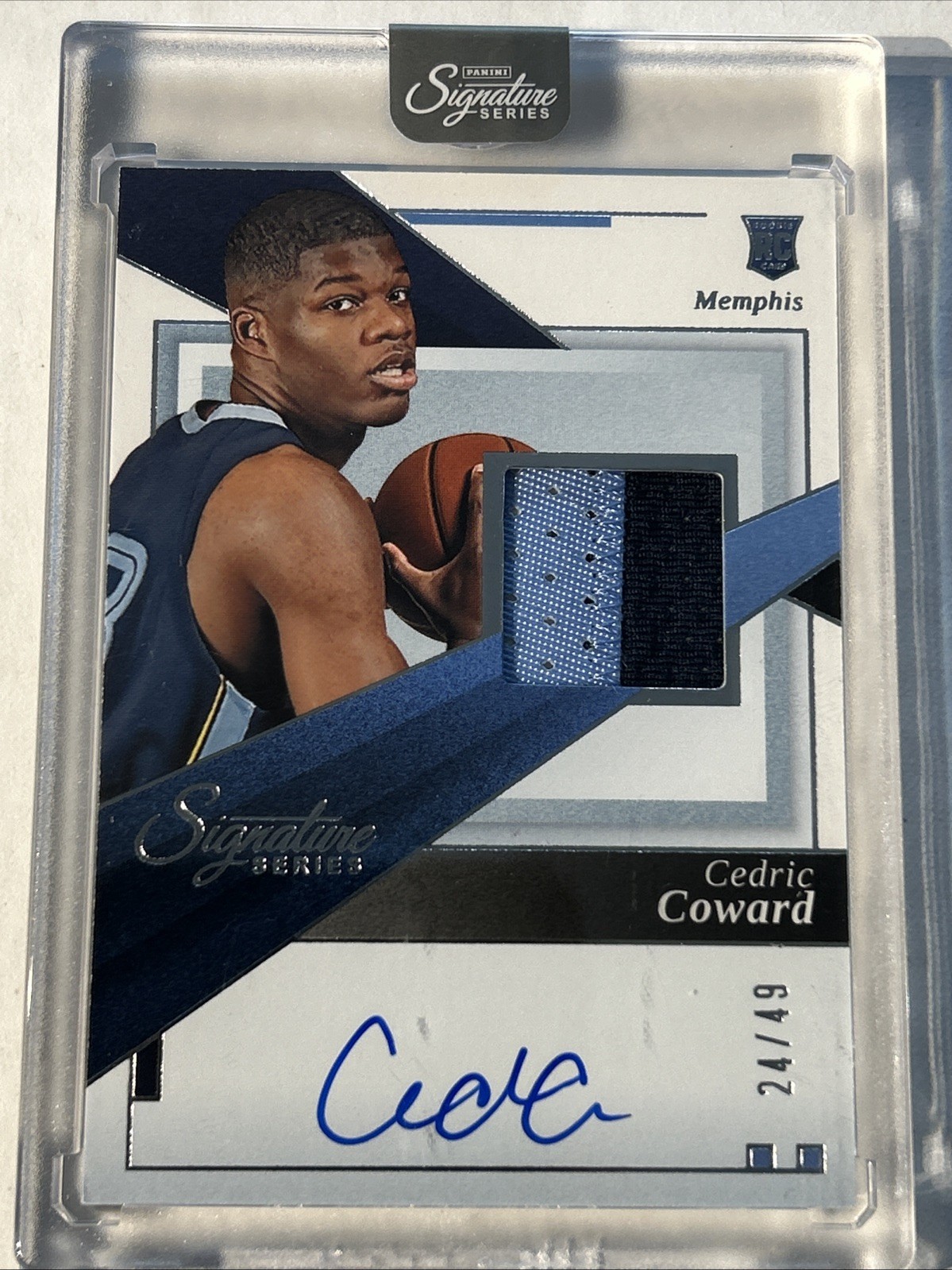 2025-26 Panini Signature Series Cedric Coward RPA /49 ON CARD