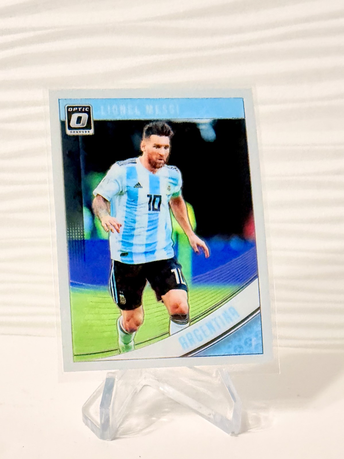2018-19 Panini Donruss – Lionel Messi #88 Optic