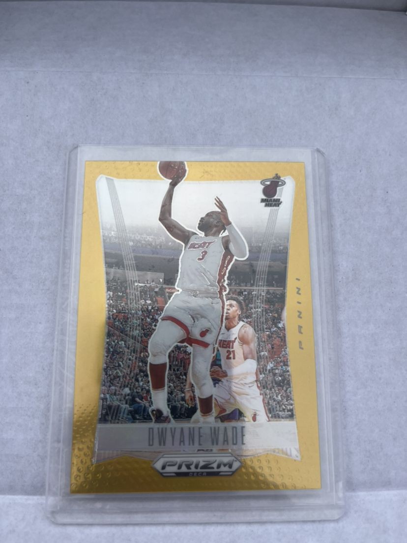 DWYANE WADE 2023-24 Panini Prizm Deca #180 Gold Prizm 07/10