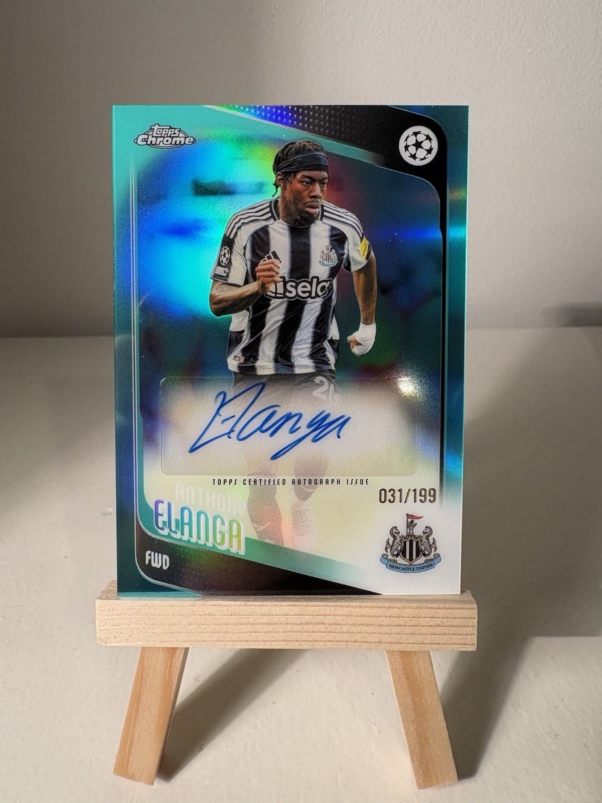 2025-26 Topps Chrome UEFA CC Anthony Elanga Auto Aqua /199