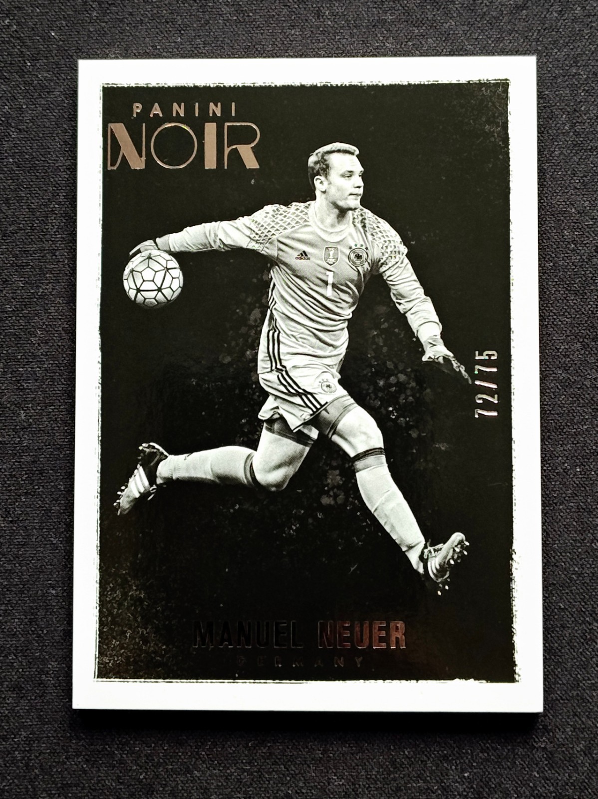 2016-17 Panini Noir Black & White /75 Manuel Neuer #42 Germany Bayern Munich