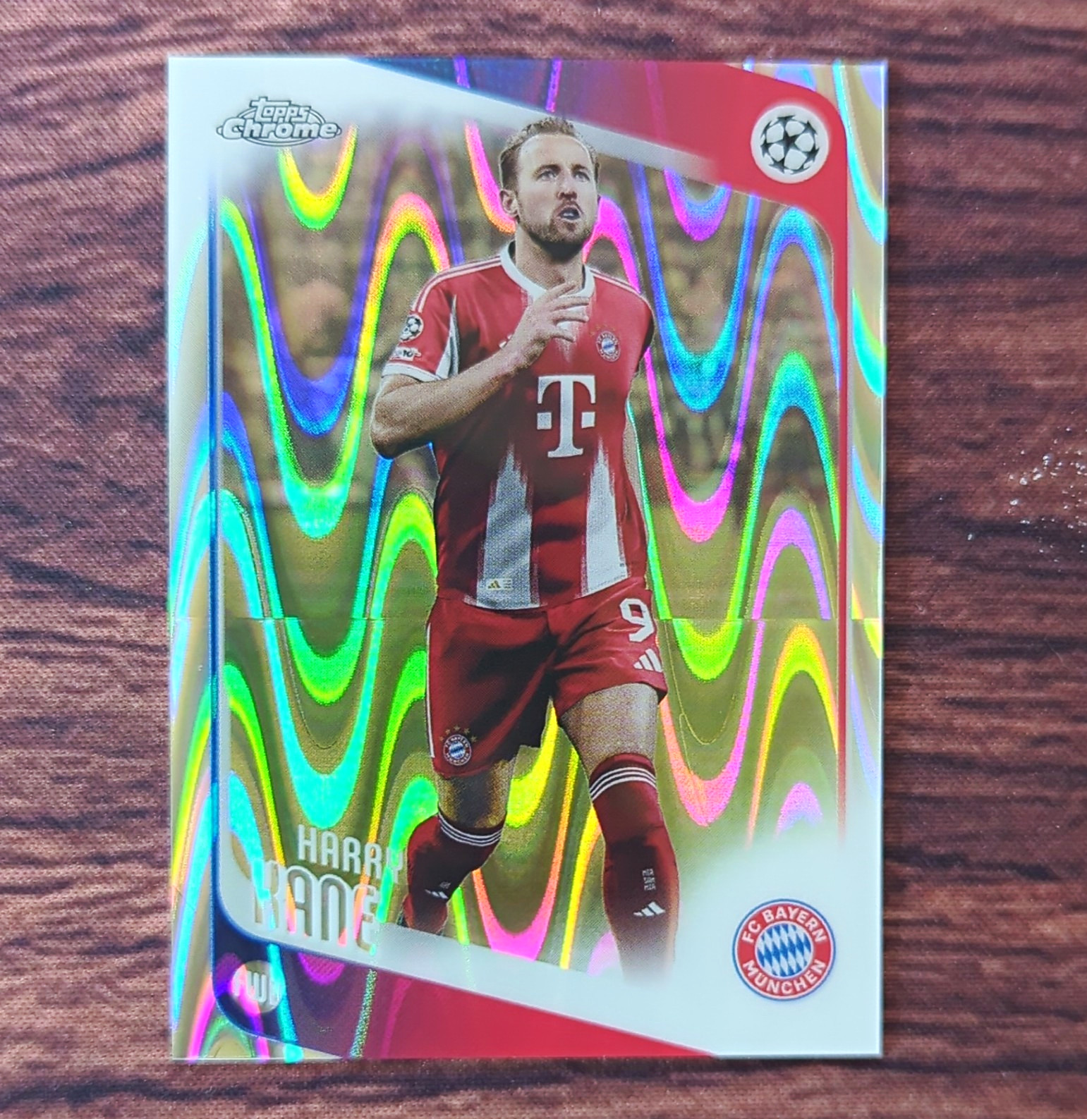 Topps Chrome Harry Kane Wave Parallel Bayern Munich UEFA Champions League #201