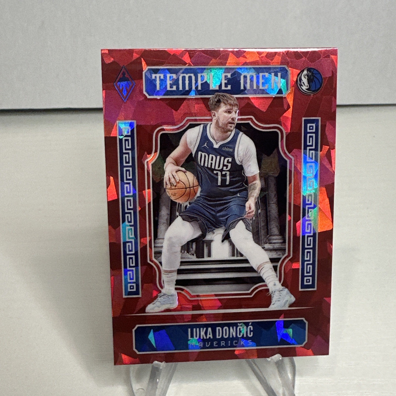 2023-24 Panini Phoenix Luka Doncic Temple Men Red Ice #13 Mavericks Lakers