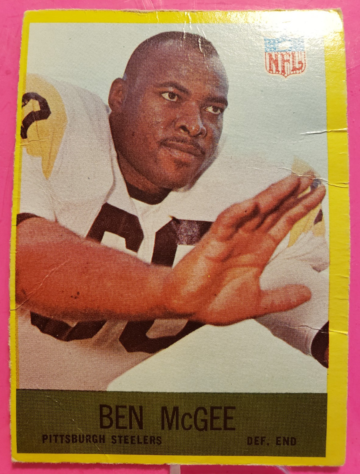 1967 PHILADELPHIA FOOTBALL #154 BEN MCGEE – UNSCRATCHED COIN RUB