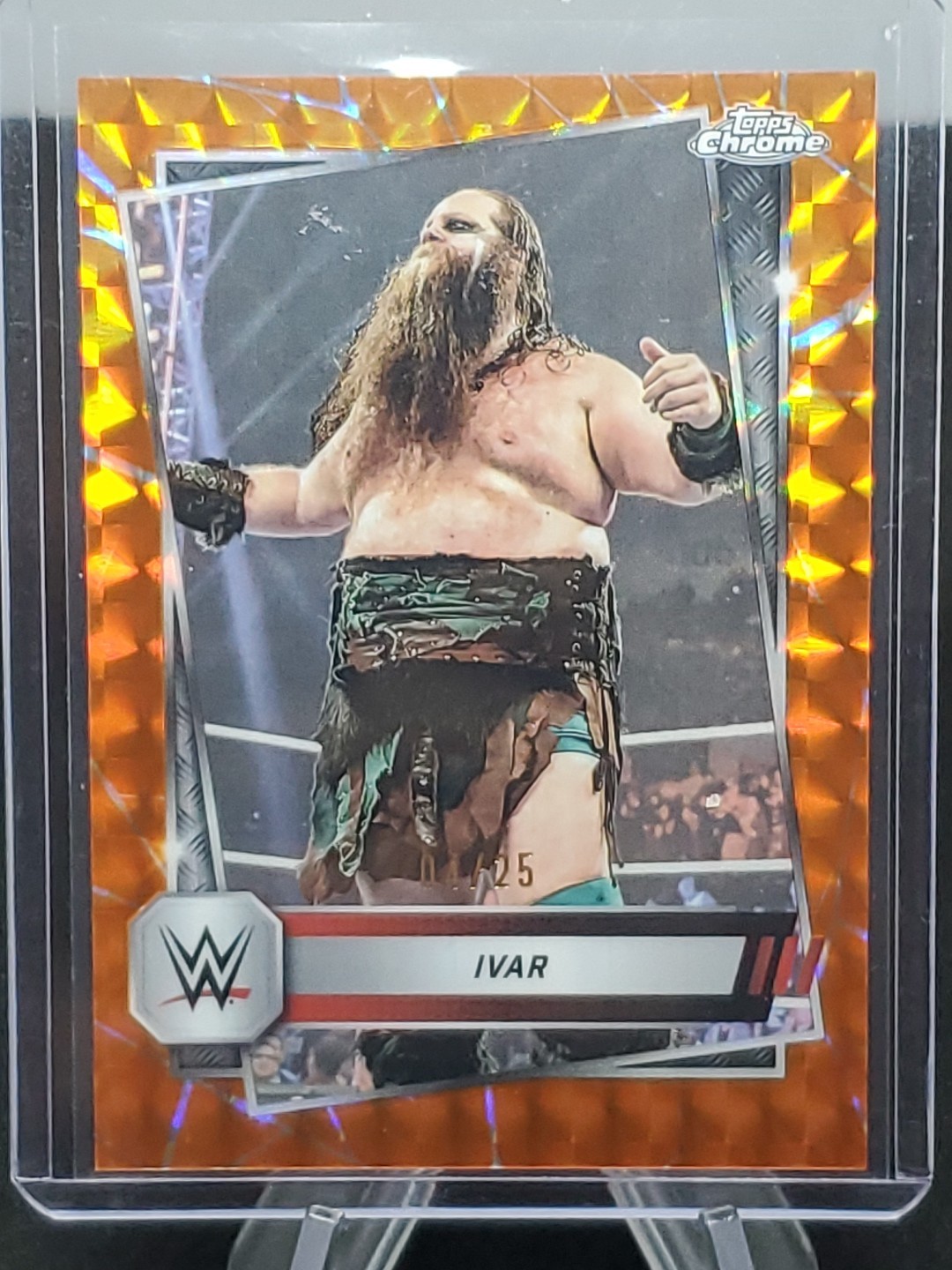 2025 TOPPS CHROME WWE IVAR ORANGE REFRACTOR 04/25