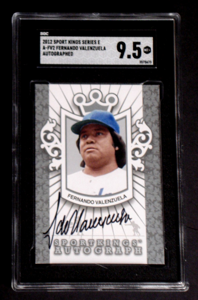 FERNANDO VALENZUELA SIGNED 2012 SPORT KINGS #A-FV2 SGC 9.5 MINT+ AUTOGRAPH E